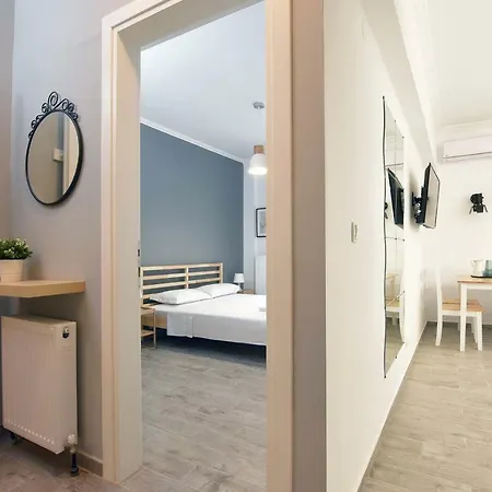 Central Downtown Two Bedroom * Thessaloniki